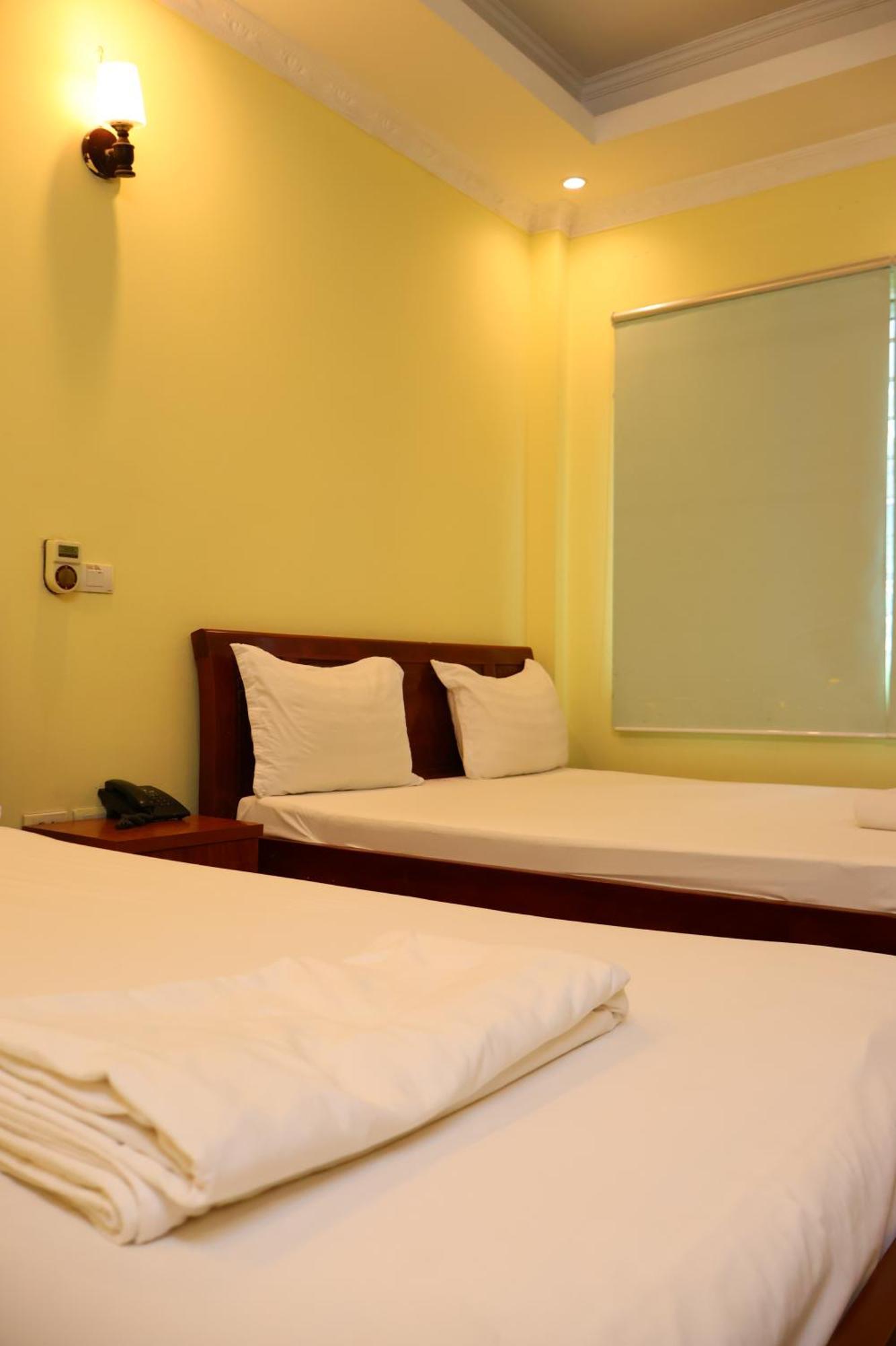 Van Xuan Hotel Hanoi Esterno foto